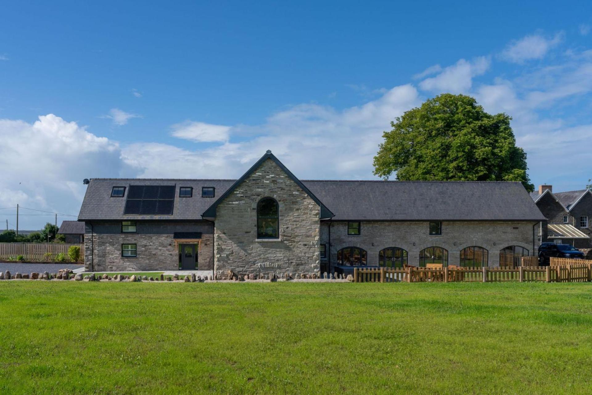 The Big Barn Villa Kidwelly Ngoại thất bức ảnh